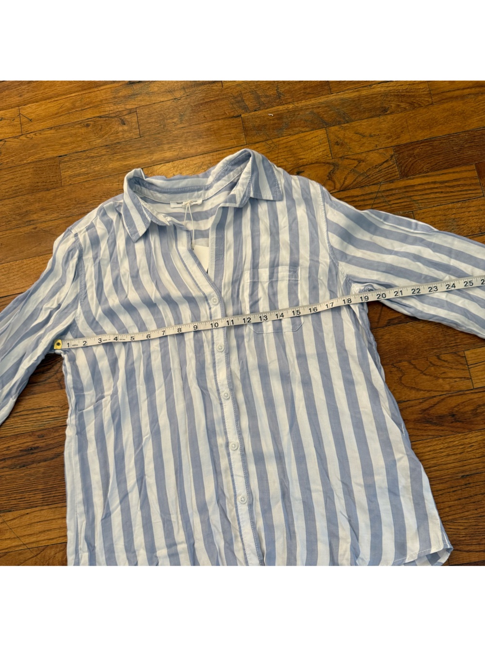 beachlunchlounge Candace Blue & White Stripe Button-Up Shirt - Size M - NWT - Picture 8 of 13